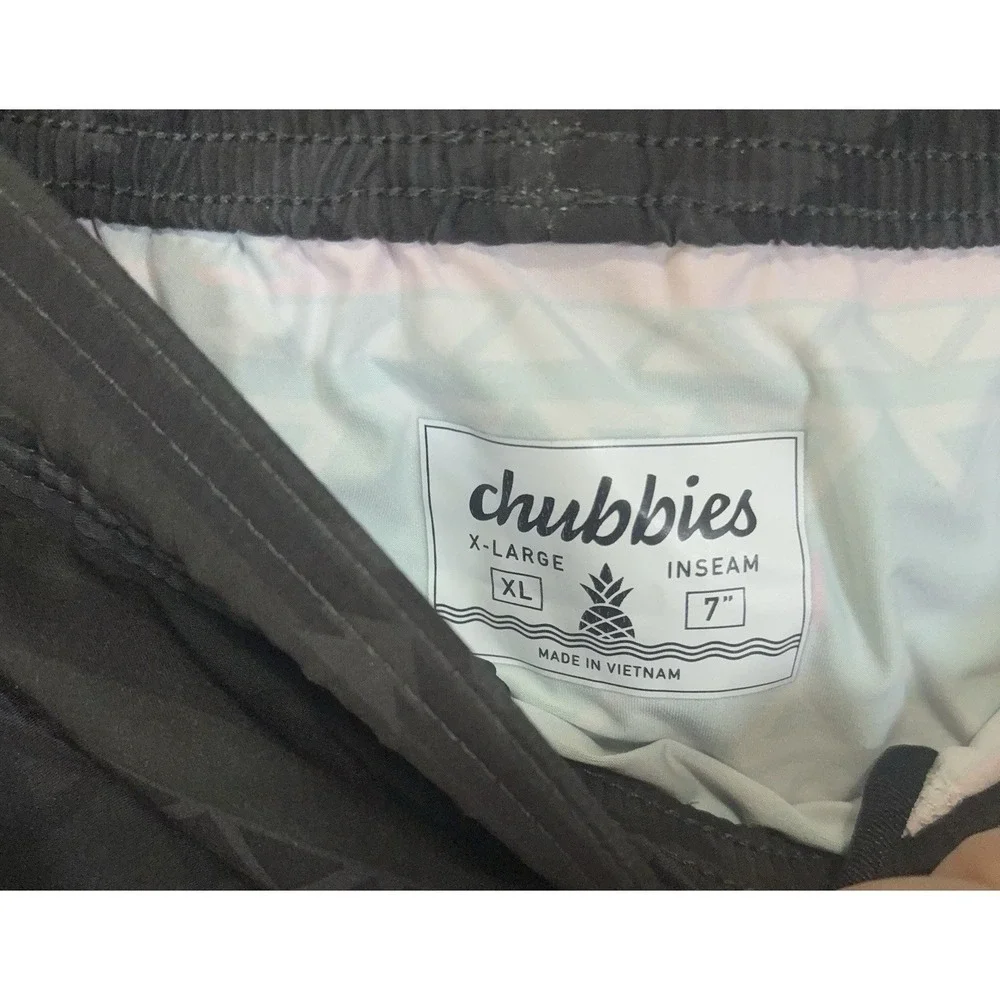Chubbies Ultimate Training Shorts Mens Sz XL Green Aztec Lined Pocket 7